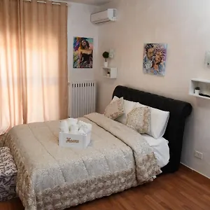 Casa Donna Di Cuori Quarto em Acomodações Particulares